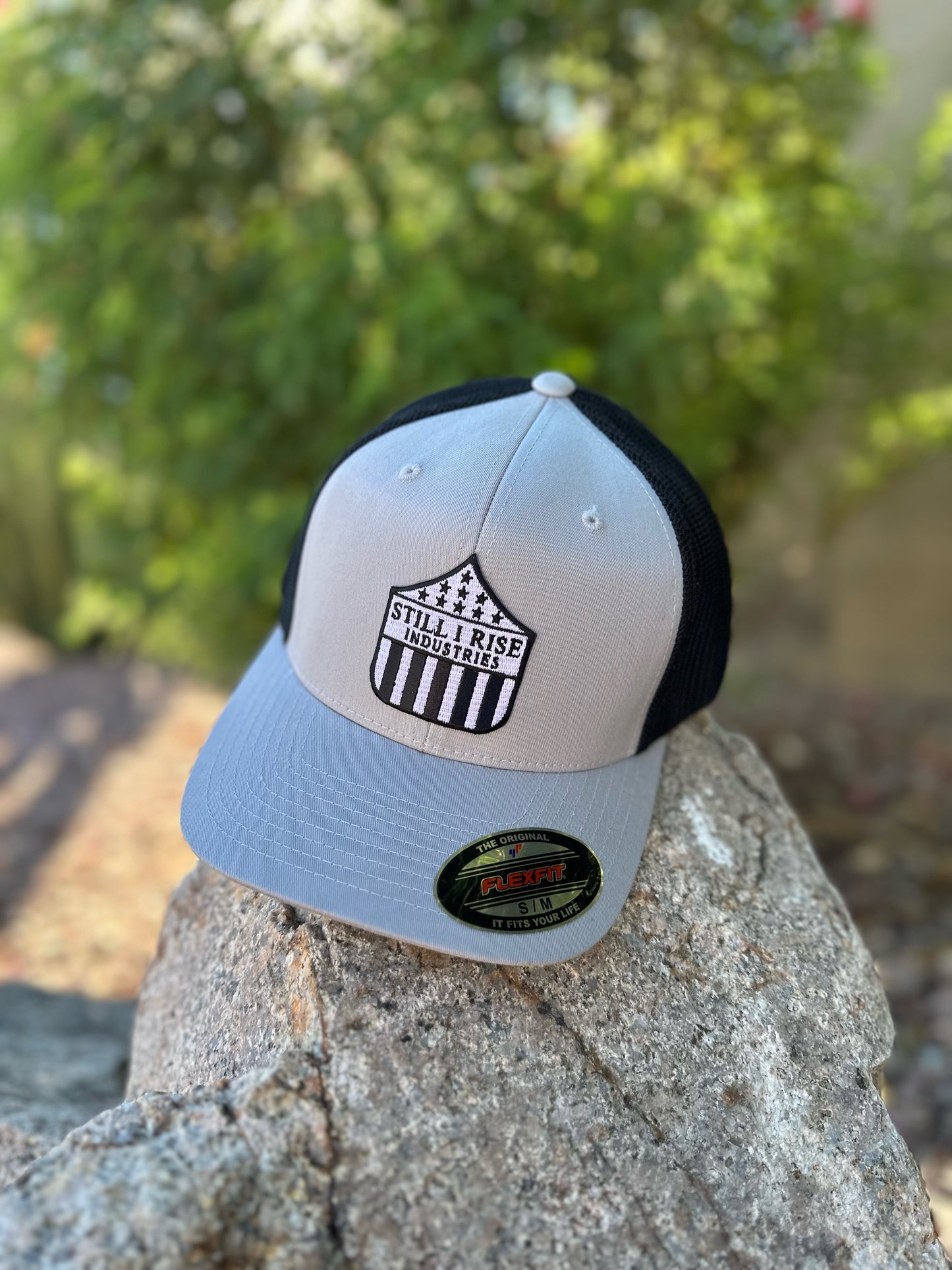 FlexFit- Gray Shield Hat