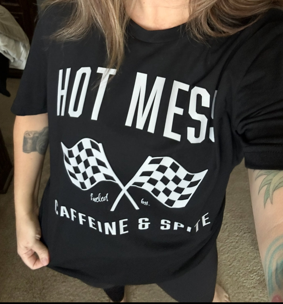 HOT MESS GRAPHIC TEE